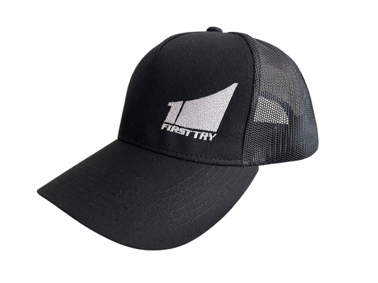 Gorra First Try bordada con malla